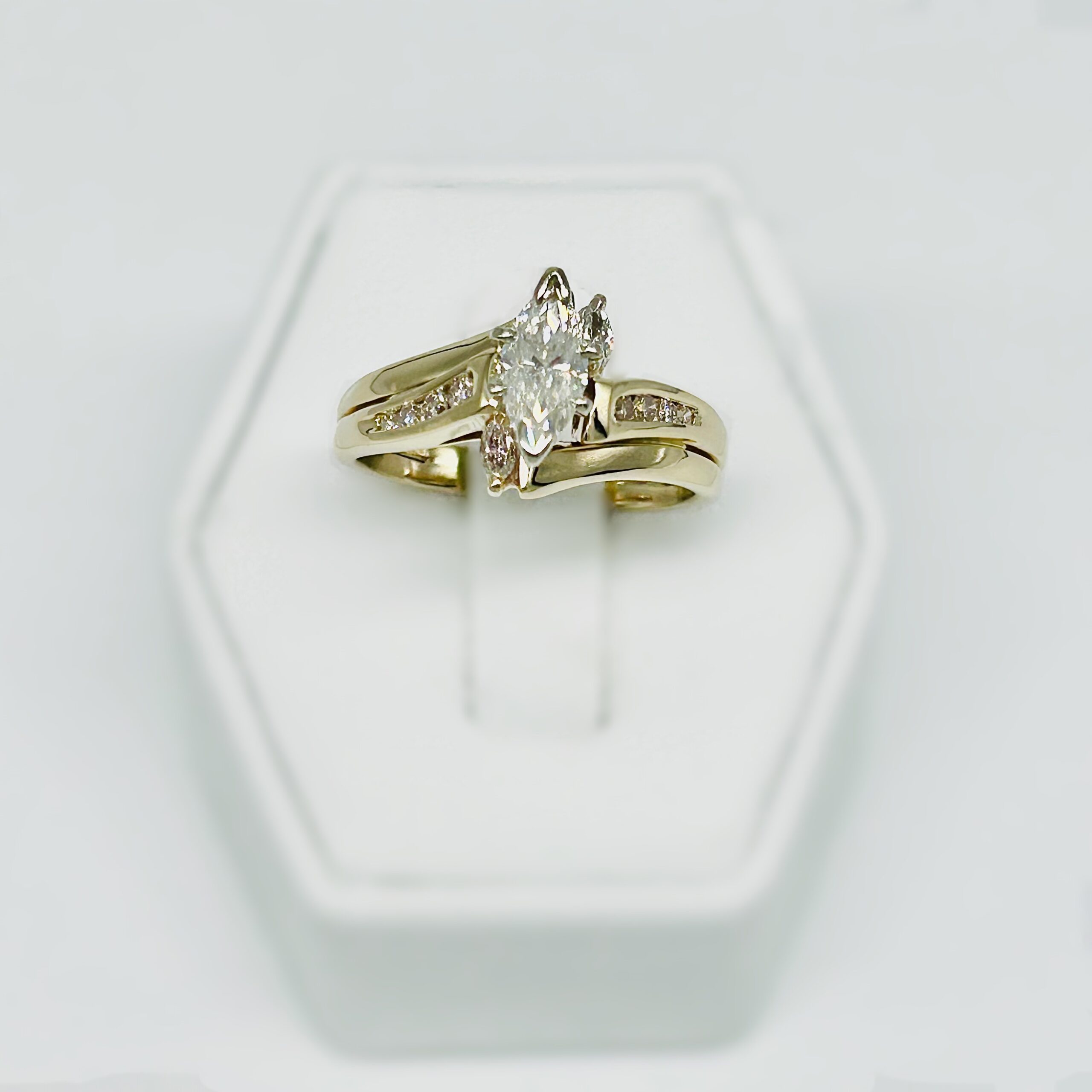 14kt Gold Multi Row Diamond Engagement Ring | Tresor 2023
